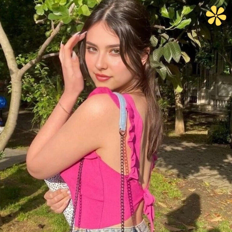 Glowing Captions for Instagram 1