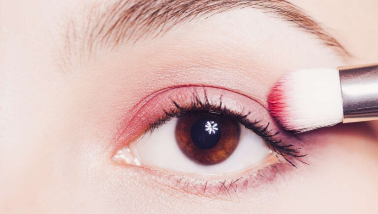 200 Eyes Quotes That Illuminate Your Soul and Inspire You