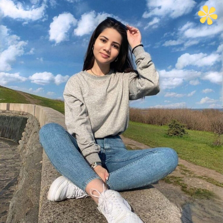 Cloud Captions For Instagram