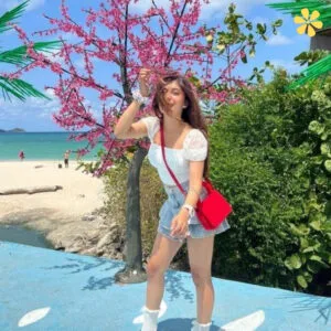 200+ Short Cool Instagram Captions to Make Your Posts Stand Out and Get Noticed