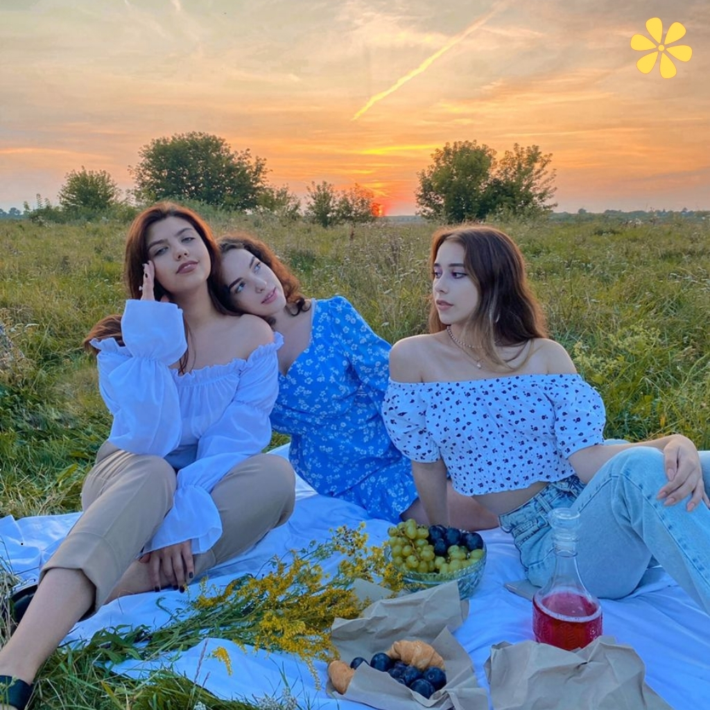 3 Friends Caption For Instagram