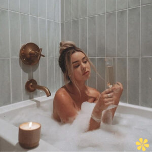 200+ Bubble Bath Day Quotes to Celebrate Relaxation and Self Care y