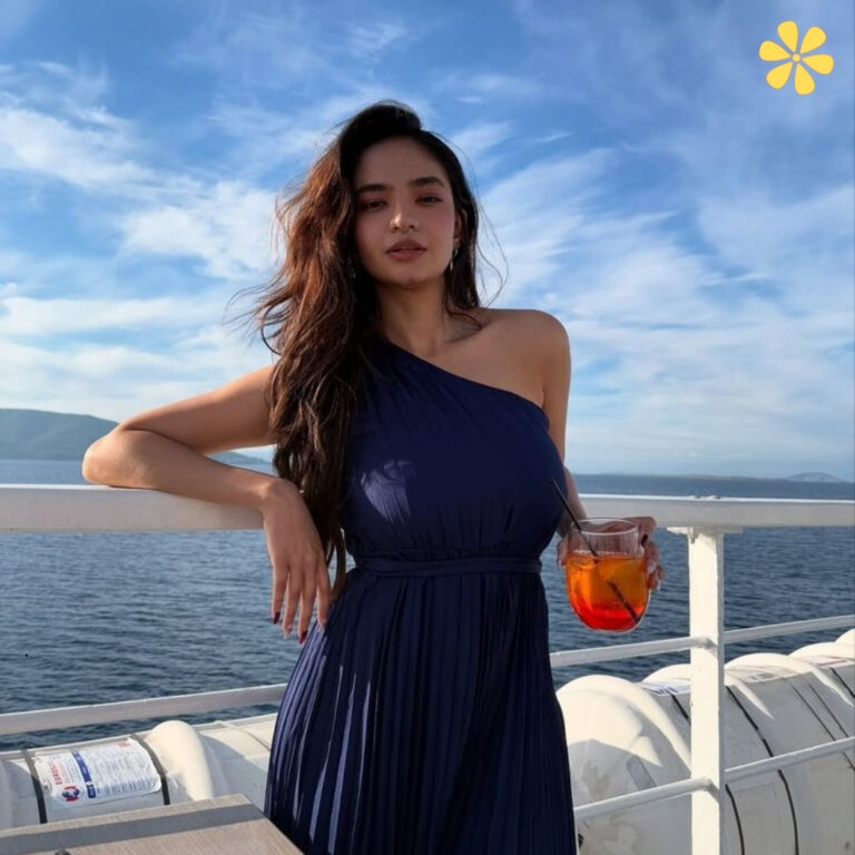 Instagram Highlight Caption