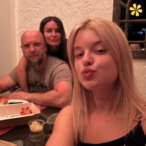 200+ Heartwarming National Grandparents Day Captions to Celebrate Family