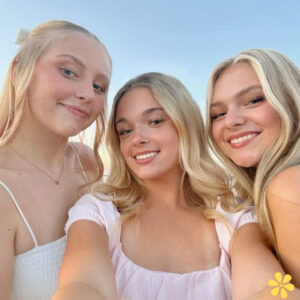 200+ 3 Friends Captions Instagram That Celebrate Friendship and Fun Moments y