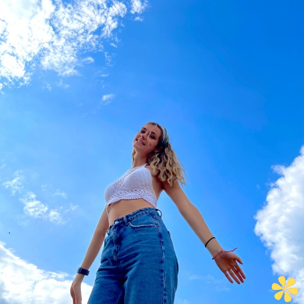 200+ Blue Sky Captions Instagram for Brightening Your Feed with Positivity y 18 Blue Sky Captions Instagram