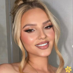 200+ Lash Captions Instagram to Enhance Your Beauty Game with Style y