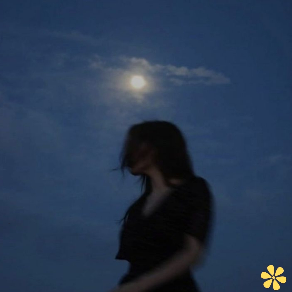 200+ Moon Captions Short for Celestial Inspiration and Nighttime Magic y 5 Moon Captions Short