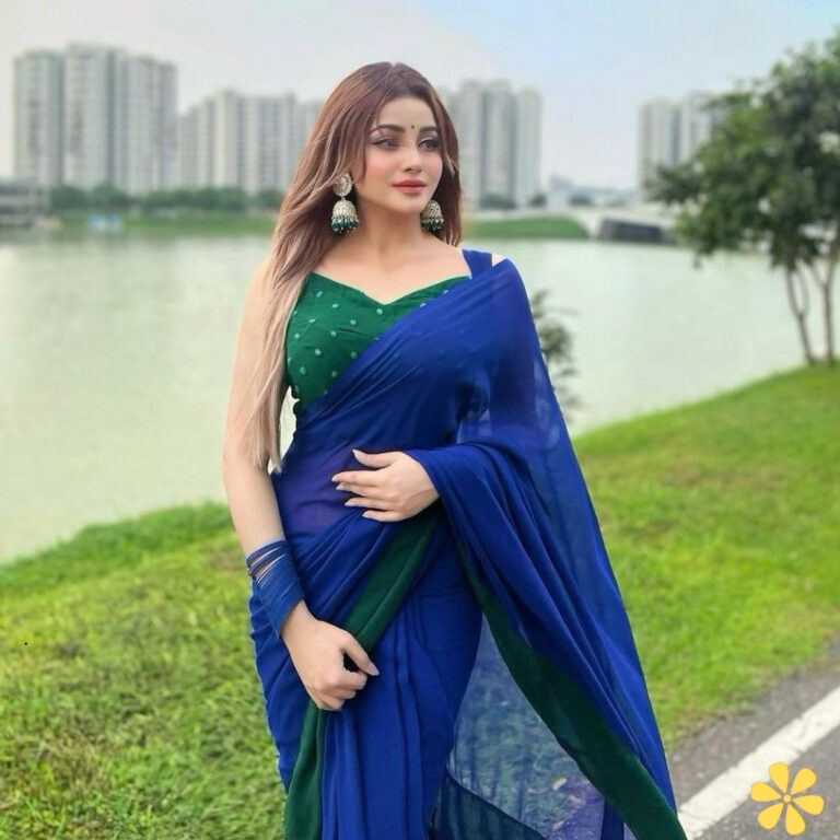 Saree Captions For Instagram In Hindi