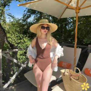 127+ Sizzling Swimsuit Captions For Instagram and Quotes That Make Waves