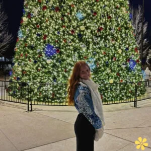 149+ Sparkling Christmas Lights Captions For Instagram That Dazzle