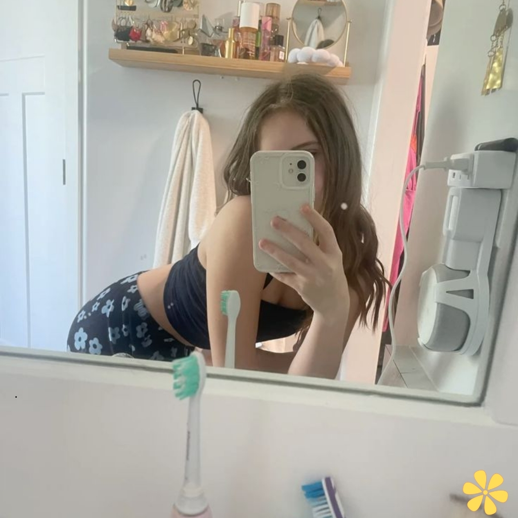 200+ Best Dirty Mirror Captions Instagram Baddie for Unforgettable Vibes and Style y 17 Dirty Mirror Captions Instagram Baddie